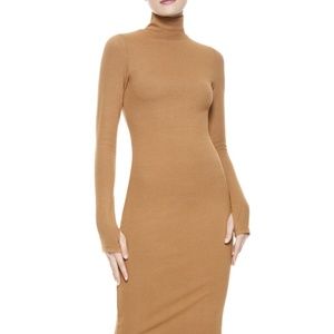 Alice + Olivia Delora Dress perfect color for the Fall!
